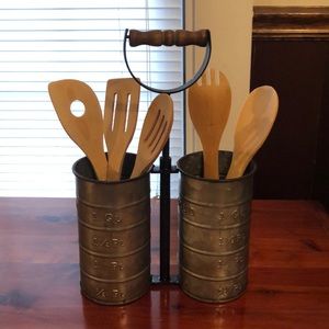 Rustic utensils holder and wooden utensils